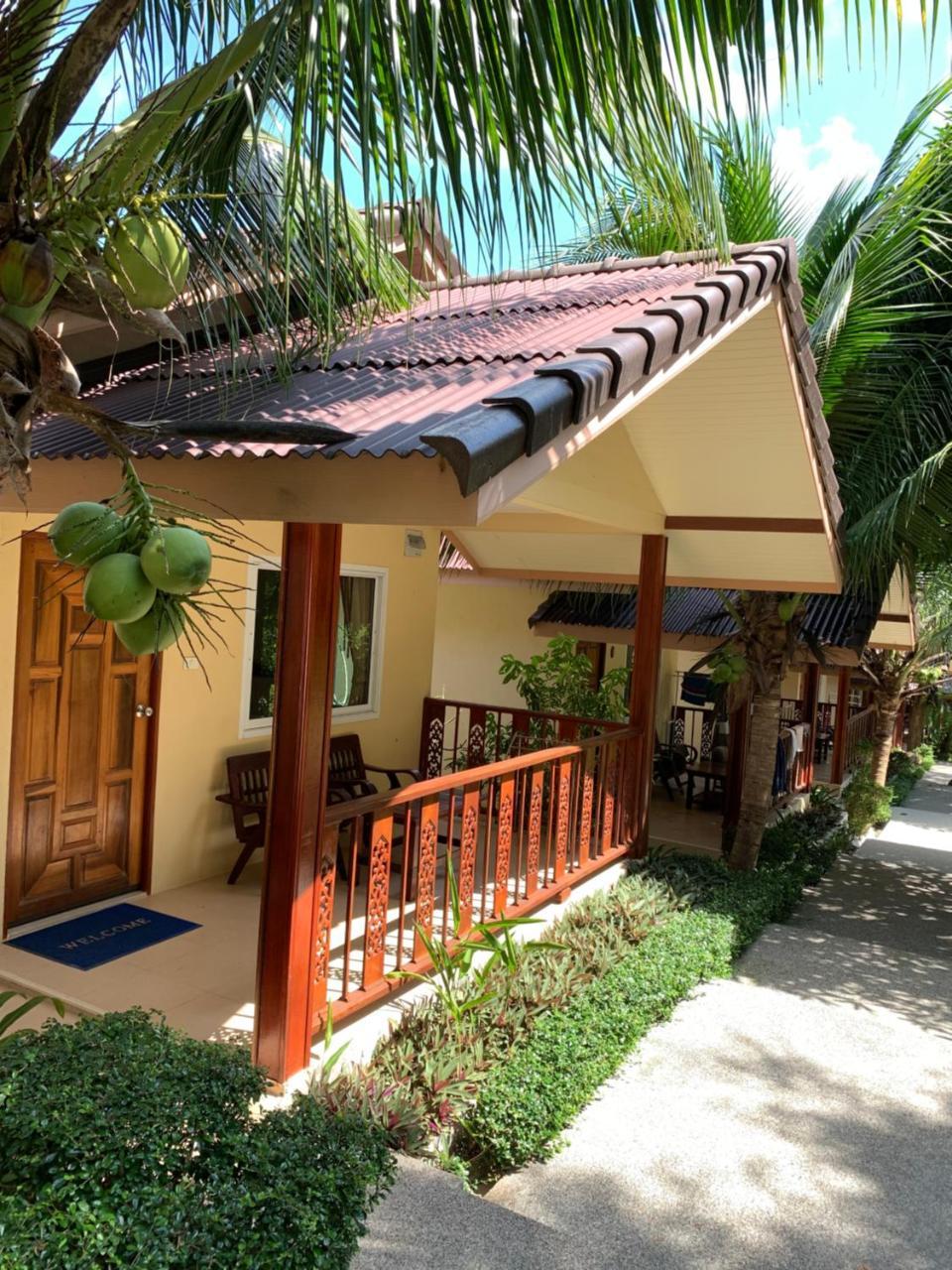The Fisherman'S Chalet Natien Beach  Exterior foto